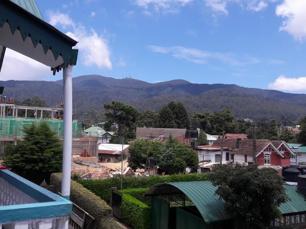 Blue Moon Hotel Nuwara Eliya Buitenkant foto