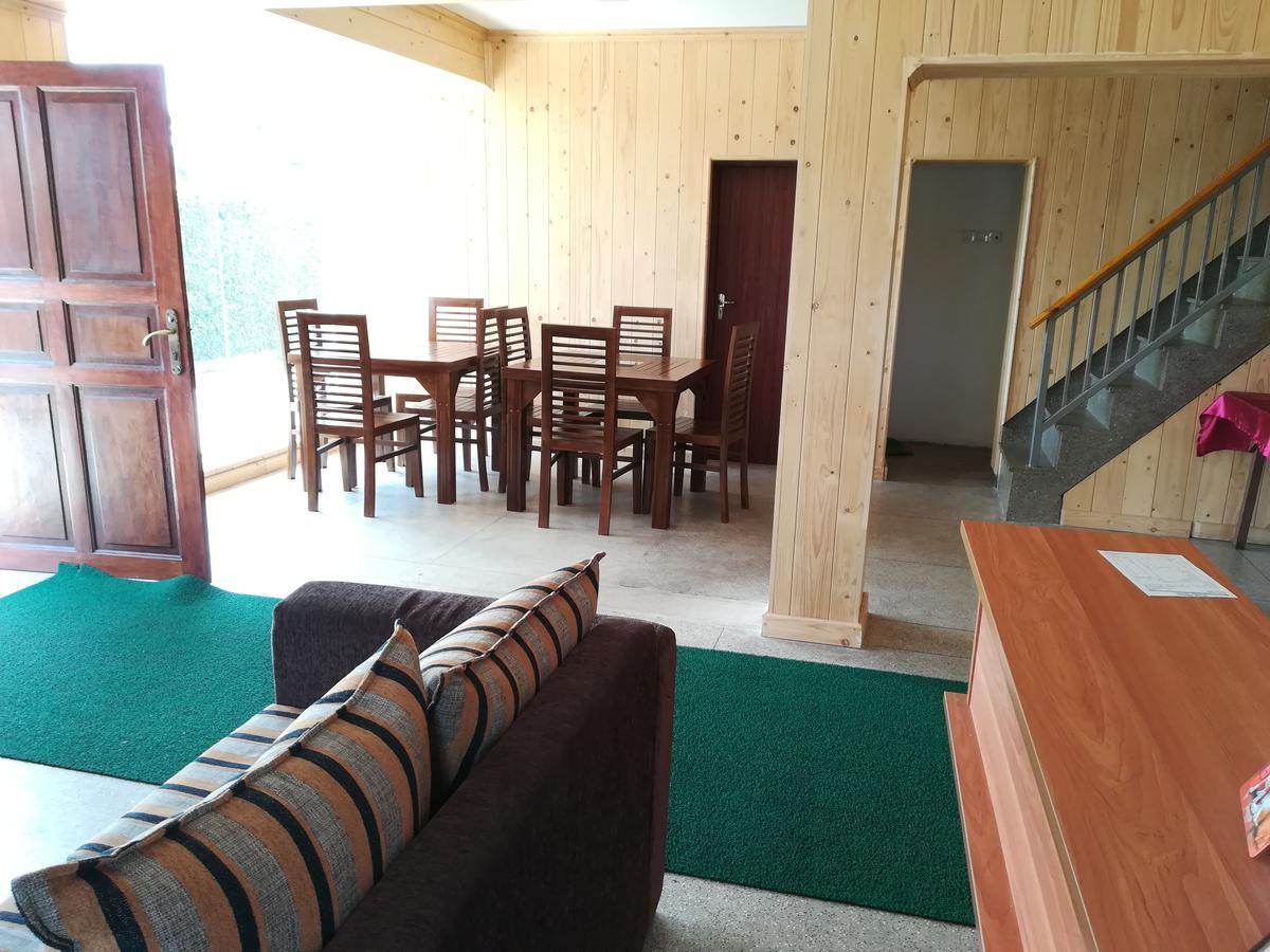 Blue Moon Hotel Nuwara Eliya Buitenkant foto