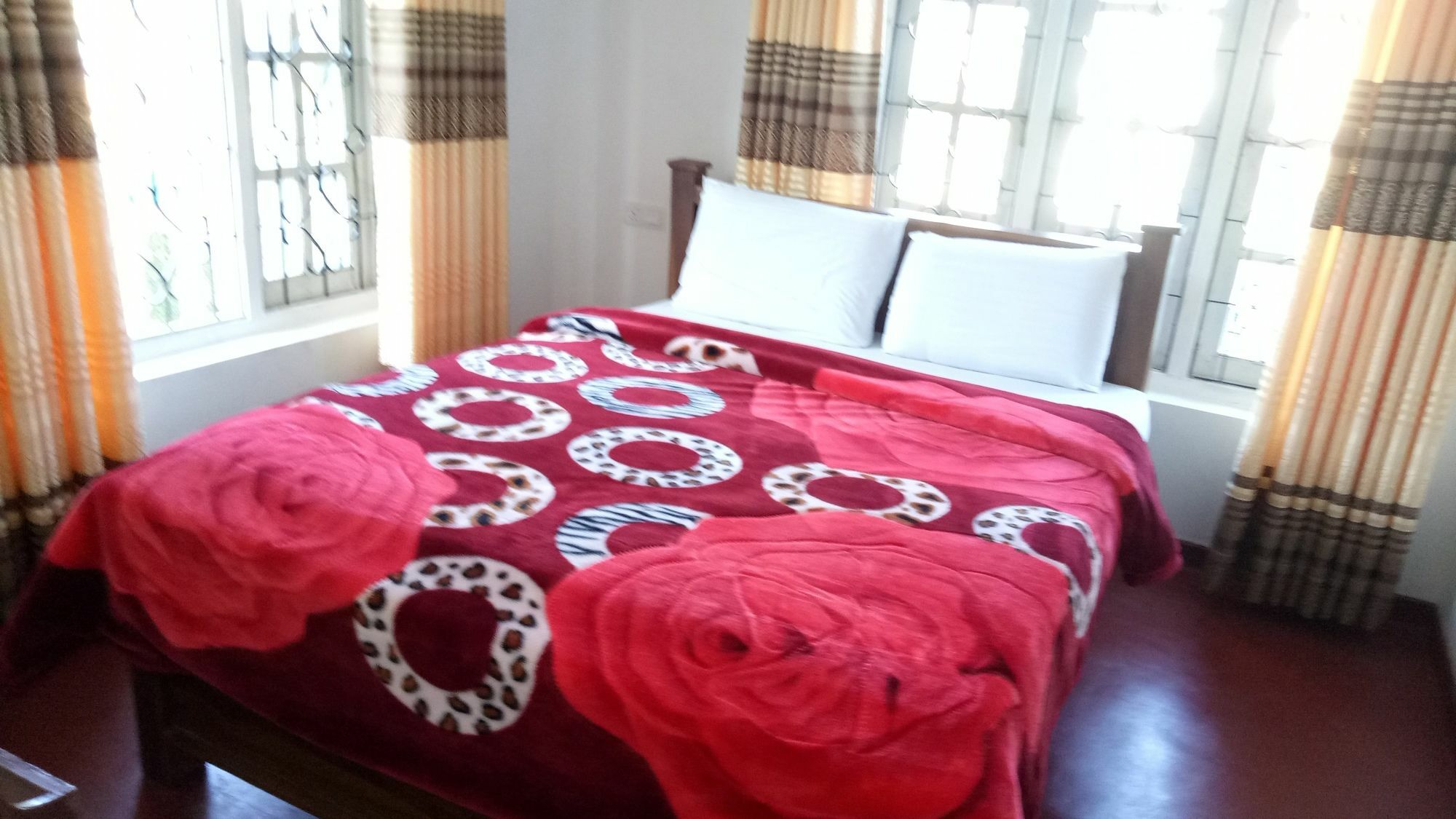 Blue Moon Hotel Nuwara Eliya Buitenkant foto